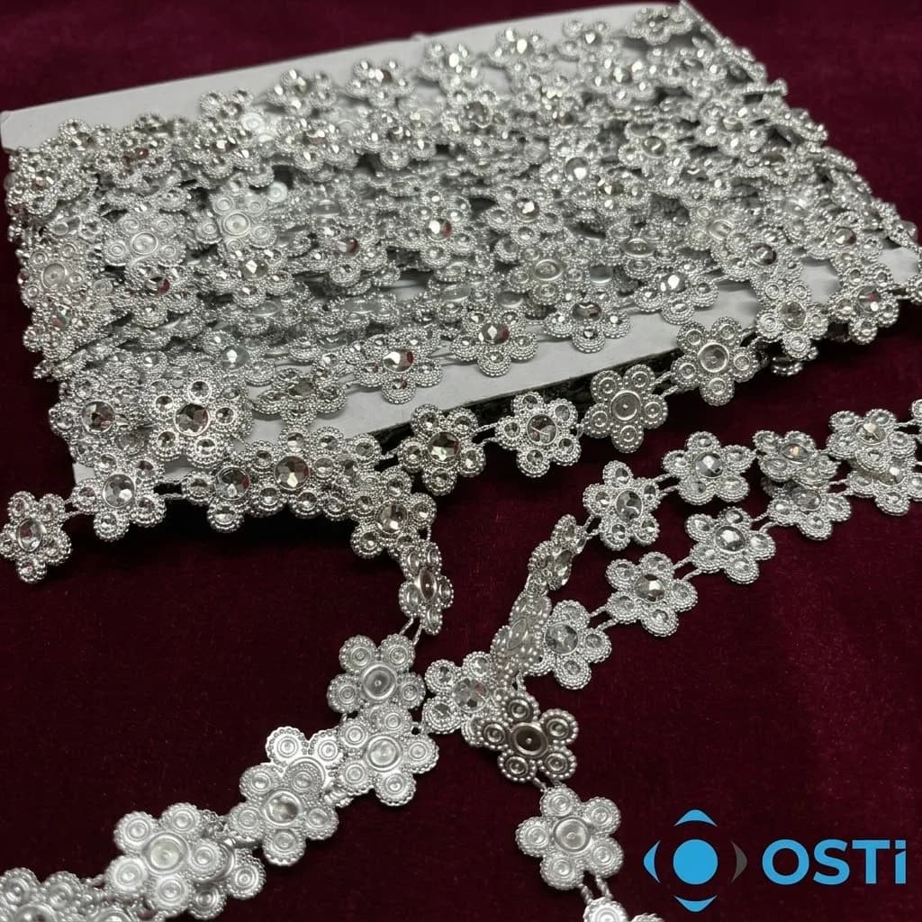 ÇİÇEK MOTİFLİ PLASTİK ŞERİT 10 YARDA